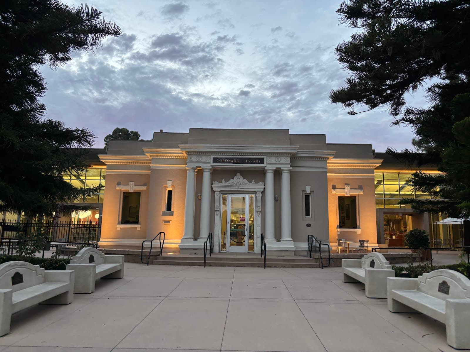 Coronado Public Library